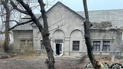 Війська РФ обстріляли Курахівську громаду — пошкодили заклад культури, приватні будинки, крамницю