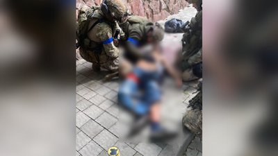 Помер чоловік, якого затримали за вбивство патрульної в Чернівцях