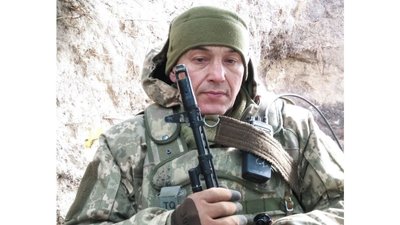 "Змінюють світ тільки відважні!" На Донеччині загинув поет і музикант, боєць "десятки" з Косова Руслан Якібчук