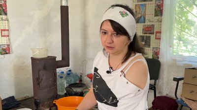 "Горіхи хапай – перемогу наближай": на Чернігівщині волонтери приготували понад 5 тисяч енергетичних батончиків для ЗСУ "Горіхи хапай – перемогу наближай": на Чернігівщині волонтери приготували понад 5 тисяч енергетичних батончиків для ЗСУ