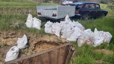 На Дніпропетровщині через незаконний видобуток піску чоловікові загрожує до трьох років в’язниці