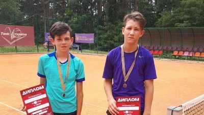 Сумські тенісисти взяли участь у кількох турнірах Сумські тенісисти взяли участь у кількох турнірах