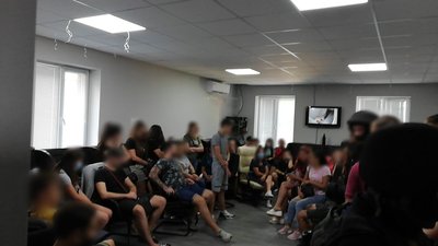 На Дніпропетровщині викрили 5 call-центрів, які виманювали кошти жителів