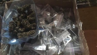 Вісім кілограм наркотиків вилучили у чоловіка Черкащині