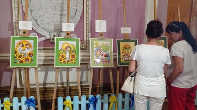 "Народжені вільними". У Сумах стартував мистецький проєкт для дітей
