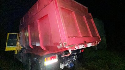 Загибель на підприємстві: на Житомирщині під час миття машини загинув 50-річний водій вантажівки Загибель на підприємстві: на Житомирщині під час миття машини загинув 50-річний водій вантажівки