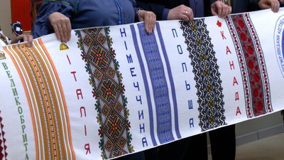 На Рівненщину передали міжнародний рушник єднання На Рівненщину передали міжнародний рушник єднання