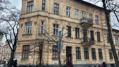 Будинок на вулиці Просвіти, де жила сім'я Розенталь, 26 січня 2024. Будинок на вулиці Просвіти, де жила сім'я Розенталь, 26 січня 2024.