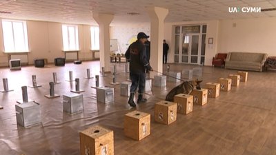 У кінологічному центрі на Сумщині показали, як готують собак-рятувальників У кінологічному центрі на Сумщині показали, як готують собак-рятувальників