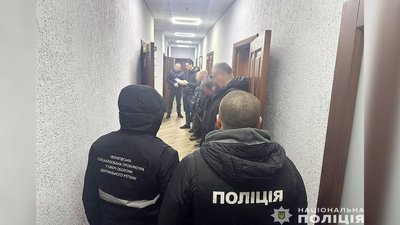 На Чернігівщині двох співробітників військового лісгоспу підозрюють в організації схеми ухилення від призову