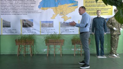 На Черкащині починали з нуля: швейне підприємство з Херсона виготовляє спецодяг для правоохоронців На Черкащині починали з нуля: швейне підприємство з Херсона виготовляє спецодяг для правоохоронців