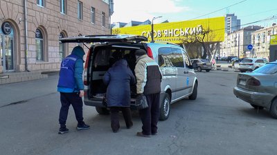 Евакуація переселенці Донеччина волонтери гуманітарна місія "Проліска" Дніпро Евакуація переселенці Донеччина волонтери гуманітарна місія "Проліска" Дніпро