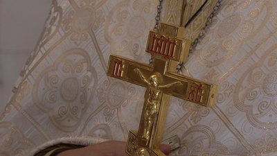 Хрест, церква