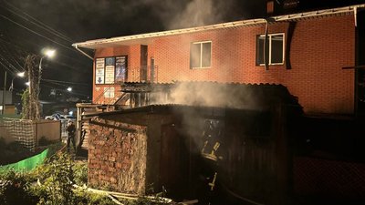 Вінницькі рятувальники ліквідували 8 пожеж за добу