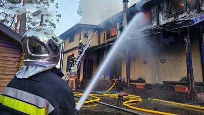пожежа, Царівка, горів готель, горів ресторан, Київ — Чоп, рятувальники
