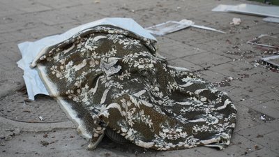 Військові РФ вдарили КАБами по центру Білопілля на Сумщині Військові РФ вдарили КАБами по центру Білопілля на Сумщині