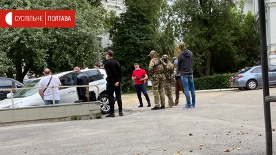 У Полтавській міськраді тривають обшуки У Полтавській міськраді тривають обшуки