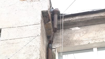 "Кожен дощ треба пити заспокійливі": Історія мешканців будинку, що обвалився в центрі Одеси "Кожен дощ треба пити заспокійливі": Історія мешканців будинку, що обвалився в центрі Одеси