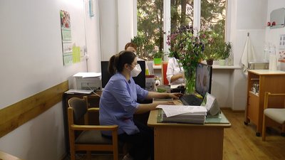 "Деякі мають при собі зброю": франківські медики розповіли про роботу з п'яними пацієнтами