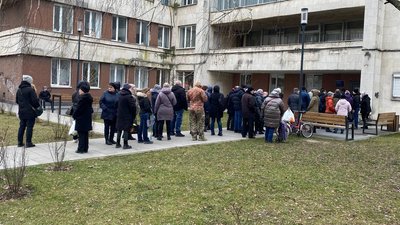 Допомога на мільйон: у Луцьку малозабезпечені родини отримали продуктові набори