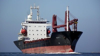 Біля берегів Африки пірати викрали українця – МЗС