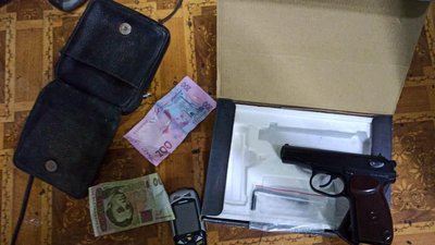 В центрі Одесі затримали групу людей за підозрою в сутенерстві