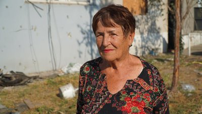 Чотири місяці після ракетного удару РФ по передмістю Дніпра: історії жителів зруйнованого під’їзду