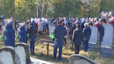 На Чернігівщини провели в останню путь двох військовослужбовців