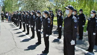 Перші кадети вінницької поліції склали присягу Перші кадети вінницької поліції склали присягу