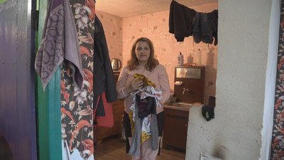 "Там війна була, ракети літали": як на Вінниччині живе табір етнічних ромів із Донеччини "Там війна була, ракети літали": як на Вінниччині живе табір етнічних ромів із Донеччини