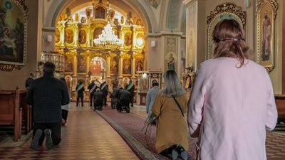 "Позбутися токсичних думок". Що буковинські священнослужителі кажуть про Великий піст