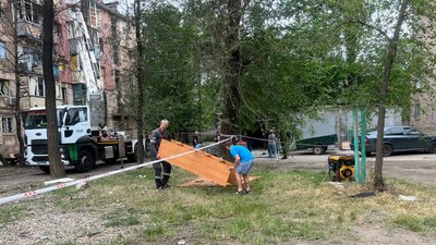 14 червня у Кривому Розі оголошене Днем жалоби за загиблими через ракетний удар. Що відбувається на місці трагедії 14 червня у Кривому Розі оголошене Днем жалоби за загиблими через ракетний удар. Що відбувається на місці трагедії