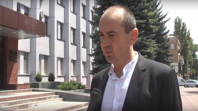 СБУ затримала на Хмельниччині громадянина Франції зі зброєю