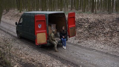 "Хто може воювати – воюємо, хто не може воювати – допомагаємо": тернопільська волонтерка Христина Феціца "Хто може воювати – воюємо, хто не може воювати – допомагаємо": тернопільська волонтерка Христина Феціца