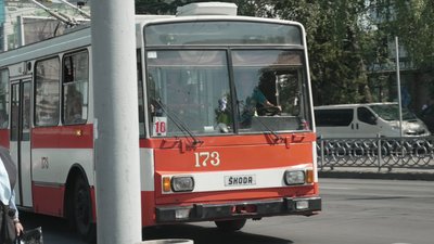 тролейбус