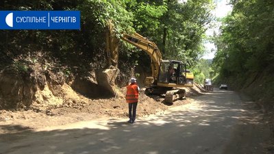 На Путивському підйомі зрізають частину схилу, що з’їхала на дорогу