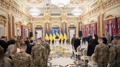 Військовому з Вінниччини президент вручив сертифікат на квартиру Військовому з Вінниччини президент вручив сертифікат на квартиру