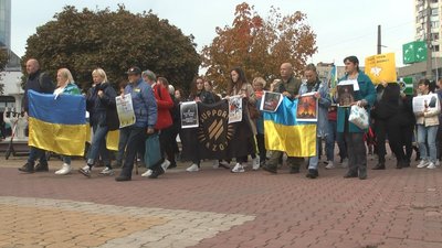 Учасники акції пройшли вулицею Просурівською Учасники акції пройшли вулицею Просурівською