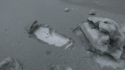 У Галичі поблизу Бурштинської ТЕС випав чорний сніг. Голова громади ініціює звернення до Зеленського У Галичі поблизу Бурштинської ТЕС випав чорний сніг. Голова громади ініціює звернення до Зеленського