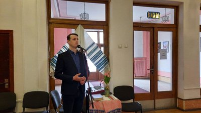 Артист Андрій Оленин Артист Андрій Оленин