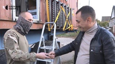 Годувати військових, які звільняють Херсонську область: на фронт передали мобільну кухню з Одеси Годувати військових, які звільняють Херсонську область: на фронт передали мобільну кухню з Одеси