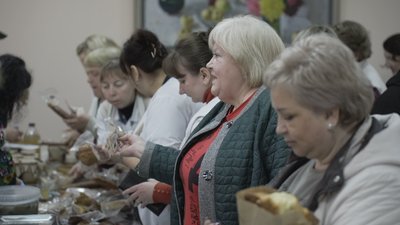 У Вінниці на благодійному ярмарку зібрали гроші на зарядну станцію для оборонців У Вінниці на благодійному ярмарку зібрали гроші на зарядну станцію для оборонців