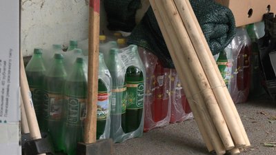 Інструменти та смаколики: черкаські волонтери відправили допомогу в зону ООС Інструменти та смаколики: черкаські волонтери відправили допомогу в зону ООС