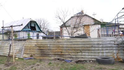 На Житомирщині у палаючому підвалі гаражу 40 хвилин перебували діти, які сховалися від авіаударів На Житомирщині у палаючому підвалі гаражу 40 хвилин перебували діти, які сховалися від авіаударів