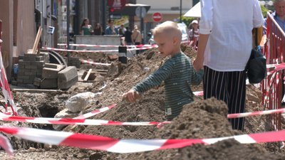 В Івано-Франківську розкопали ймовірні рештки Галицької брами В Івано-Франківську розкопали ймовірні рештки Галицької брами