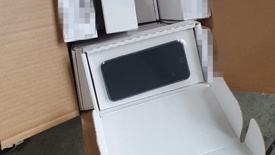 Ввезли товарів на 30 мільйонів. СБУ заявила про блокування контрабанди продукції Apple Ввезли товарів на 30 мільйонів. СБУ заявила про блокування контрабанди продукції Apple