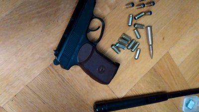 На Буковині затримали ділків, які збували фальшиву валюту.ФОТО На Буковині затримали ділків, які збували фальшиву валюту.ФОТО
