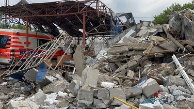 У Миколаєві зруйнований обстрілом травмпункт відновлюють партнери з Казахстану У Миколаєві зруйнований обстрілом травмпункт відновлюють партнери з Казахстану