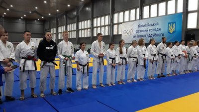 Вінницькі спортсмени здобули призові місця на чемпіонаті України з рукопашного бою Вінницькі спортсмени здобули призові місця на чемпіонаті України з рукопашного бою