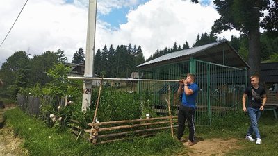 Випускники однієї зі шкіл Житомирщини замінили традиційний випускний бал підйомом на Говерлу Випускники однієї зі шкіл Житомирщини замінили традиційний випускний бал підйомом на Говерлу